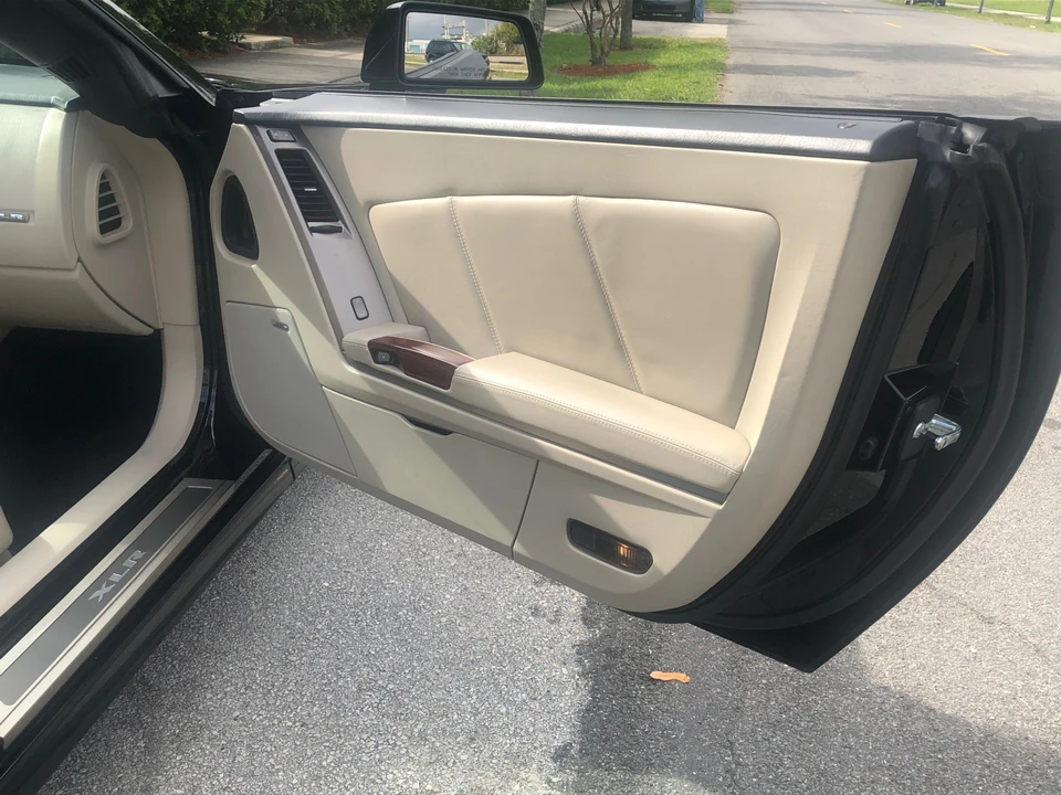 2006 Cadillac XLR - Image 30 of 31