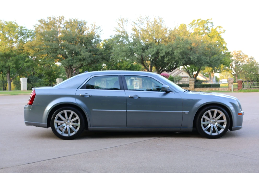 2006 Chrysler 300 (2005-2023) - Image 9 of 31