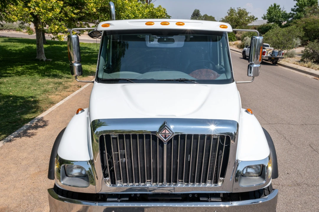 2006 International Harvester XT - Image 11 of 31