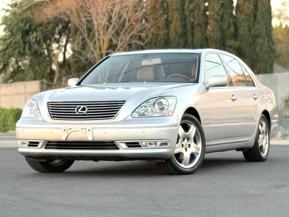 2006 Lexus LS 3rd Gen - Image 9 of 31