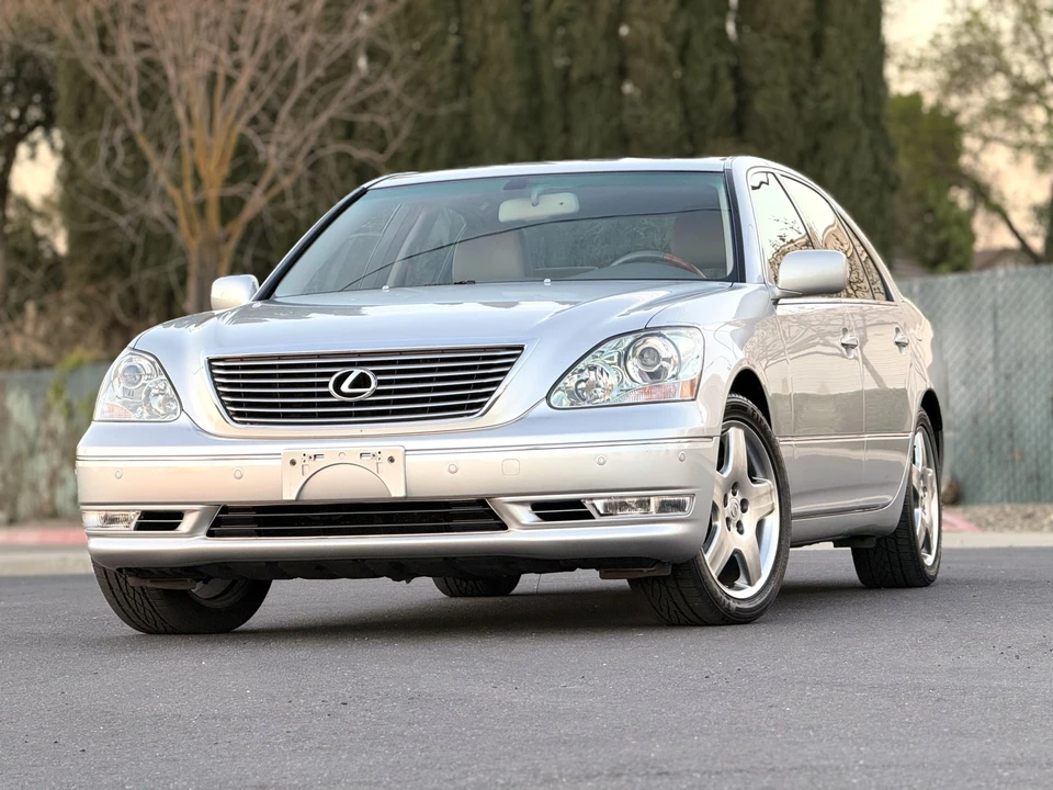 2006 Lexus LS 3rd Gen - Image 13 of 31