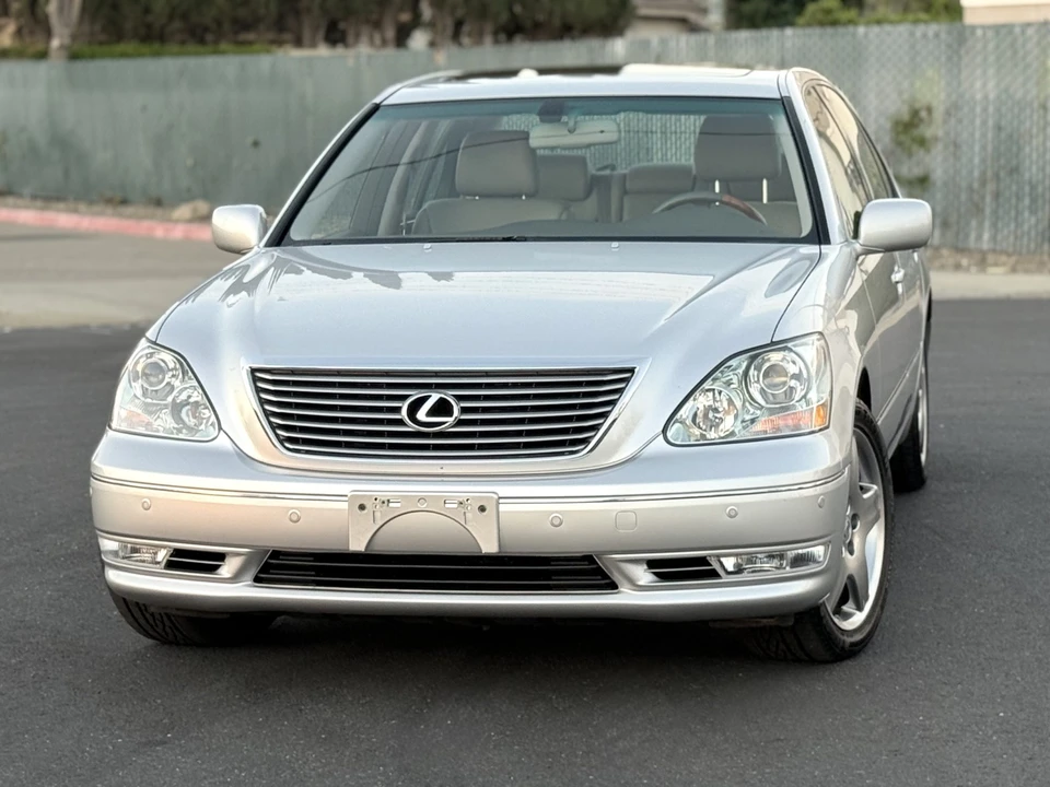 2006 Lexus LS 3rd Gen - Image 14 of 31