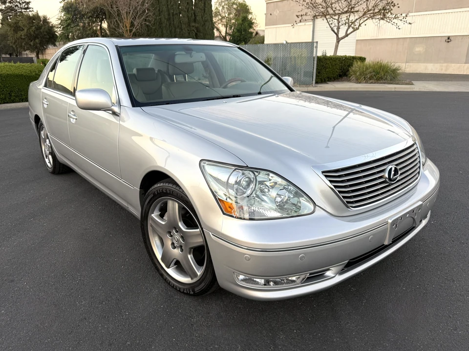 2006 Lexus LS 3rd Gen - Image 21 of 31