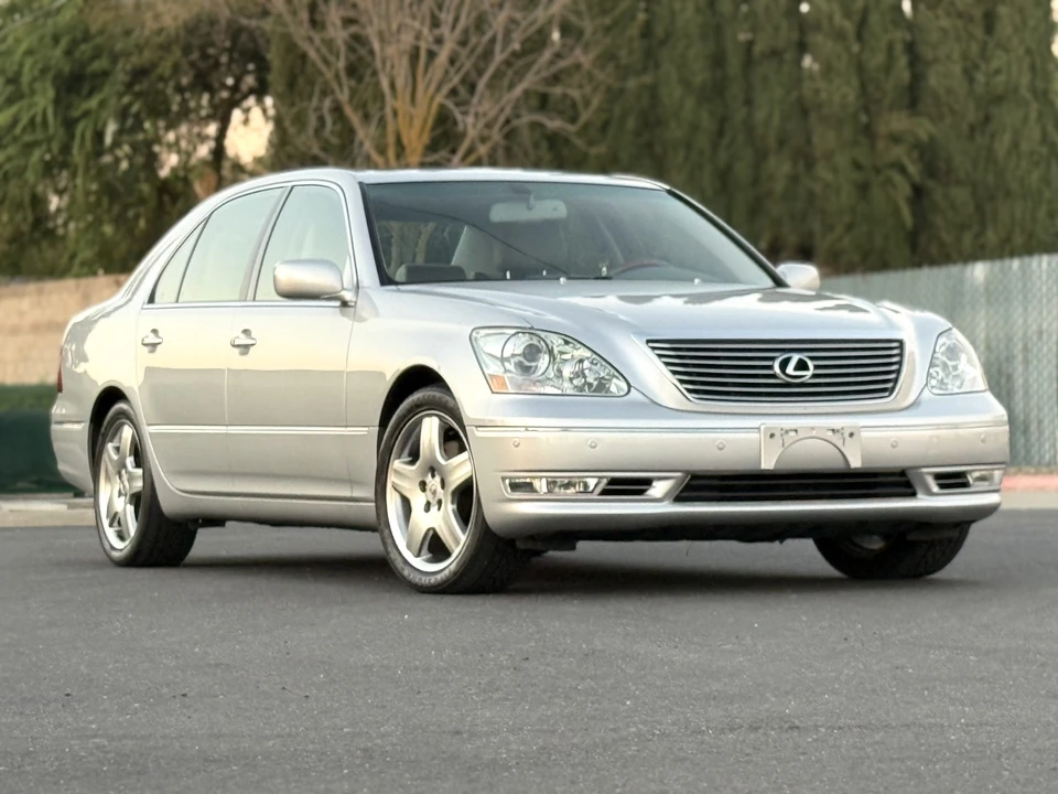 2006 Lexus LS 3rd Gen - Image 26 of 31