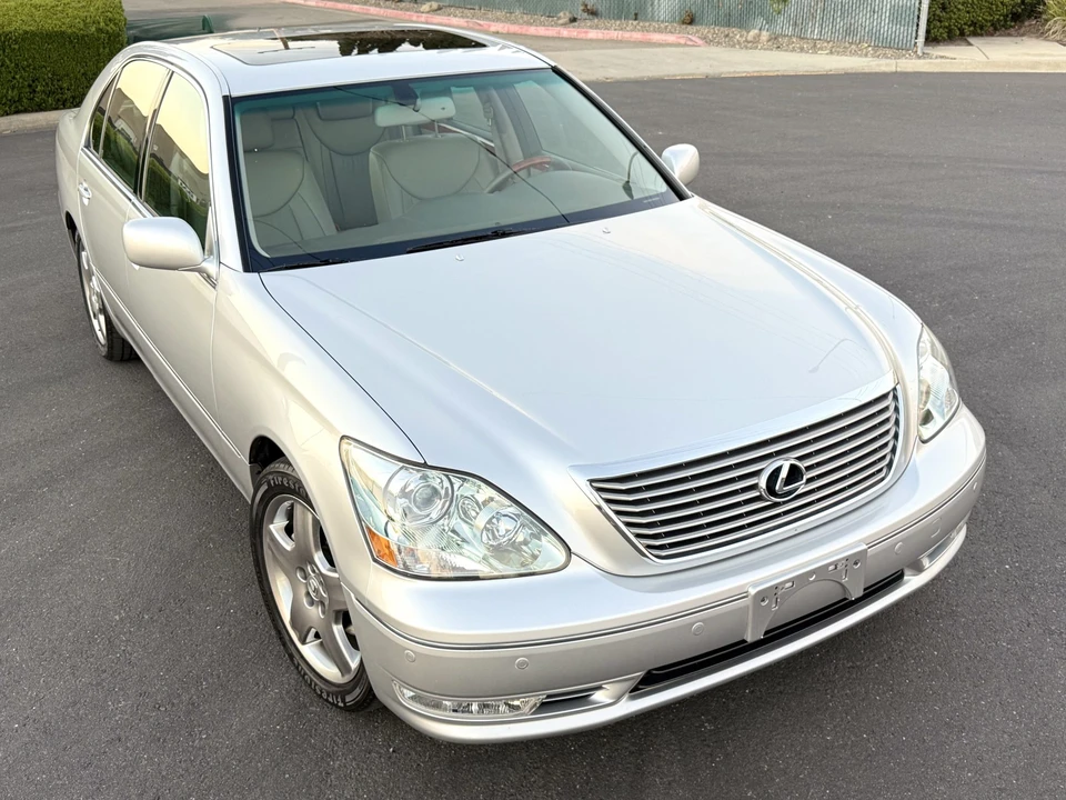 2006 Lexus LS 3rd Gen - Image 20 of 31