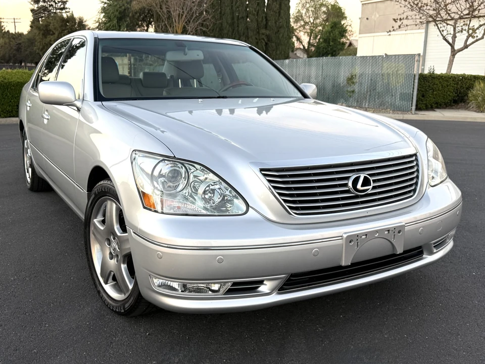 2006 Lexus LS 3rd Gen - Image 18 of 31