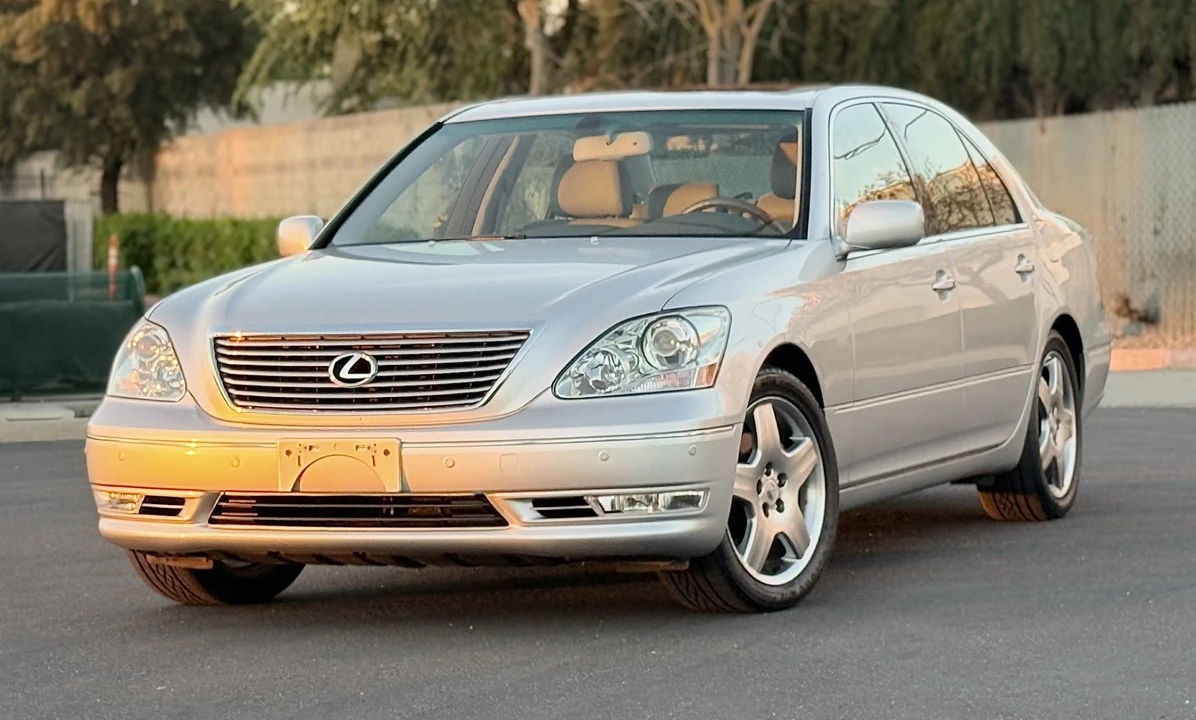 2006 Lexus LS 3rd Gen - Image 6 of 31