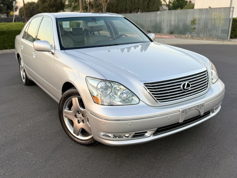 2006 Lexus LS 3rd Gen - Image 22 of 31