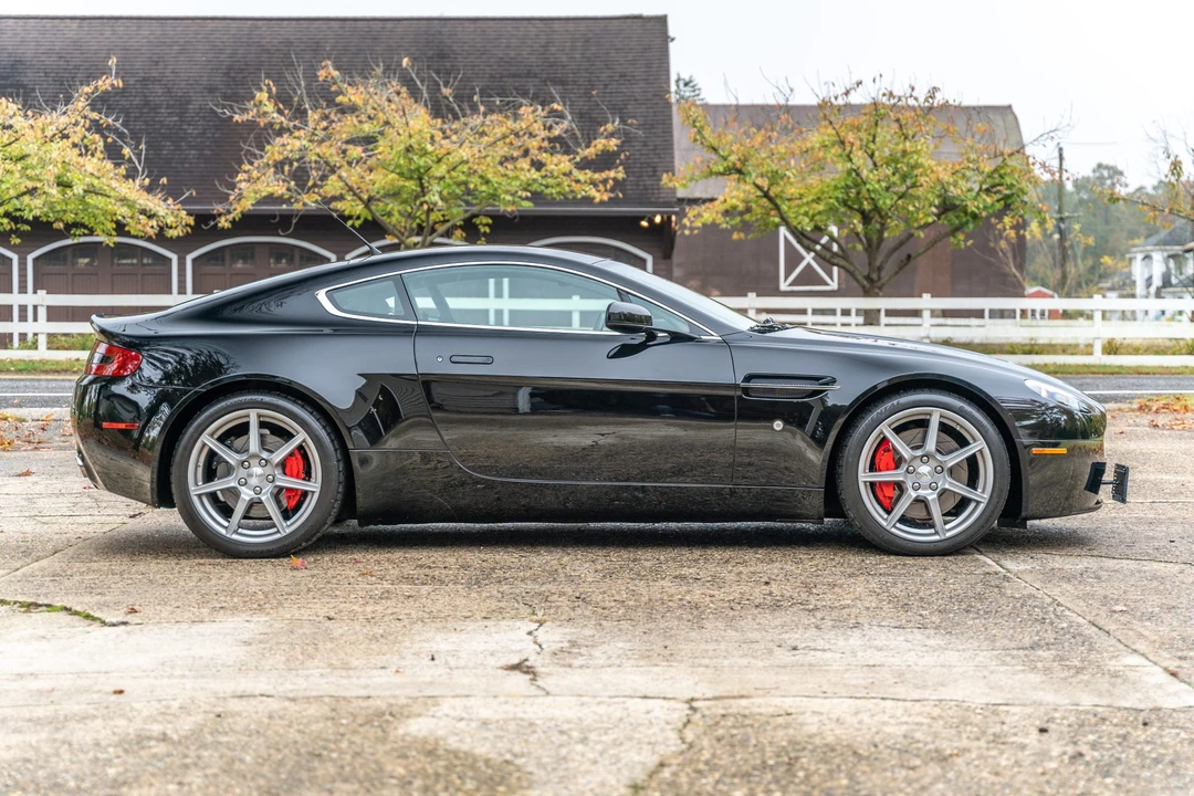 2007 Aston Martin V8 Vantage (2006-2017) - Image 3 of 31