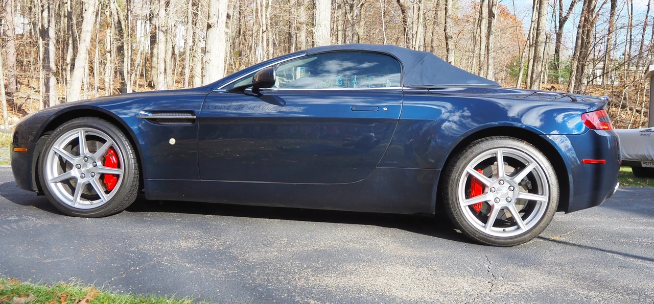 2007 Aston Martin V8 Vantage (2006-2017) - Image 11 of 31