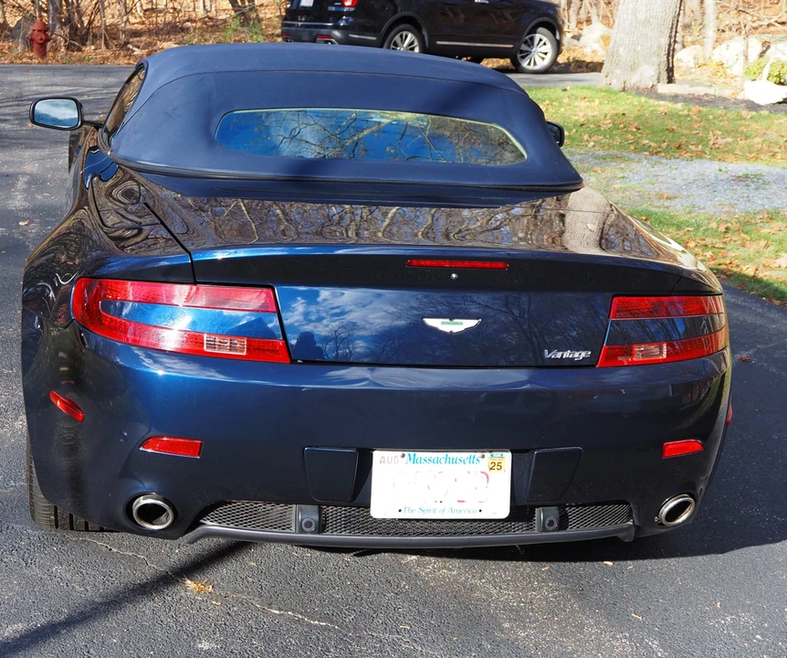 2007 Aston Martin V8 Vantage (2006-2017) - Image 8 of 31