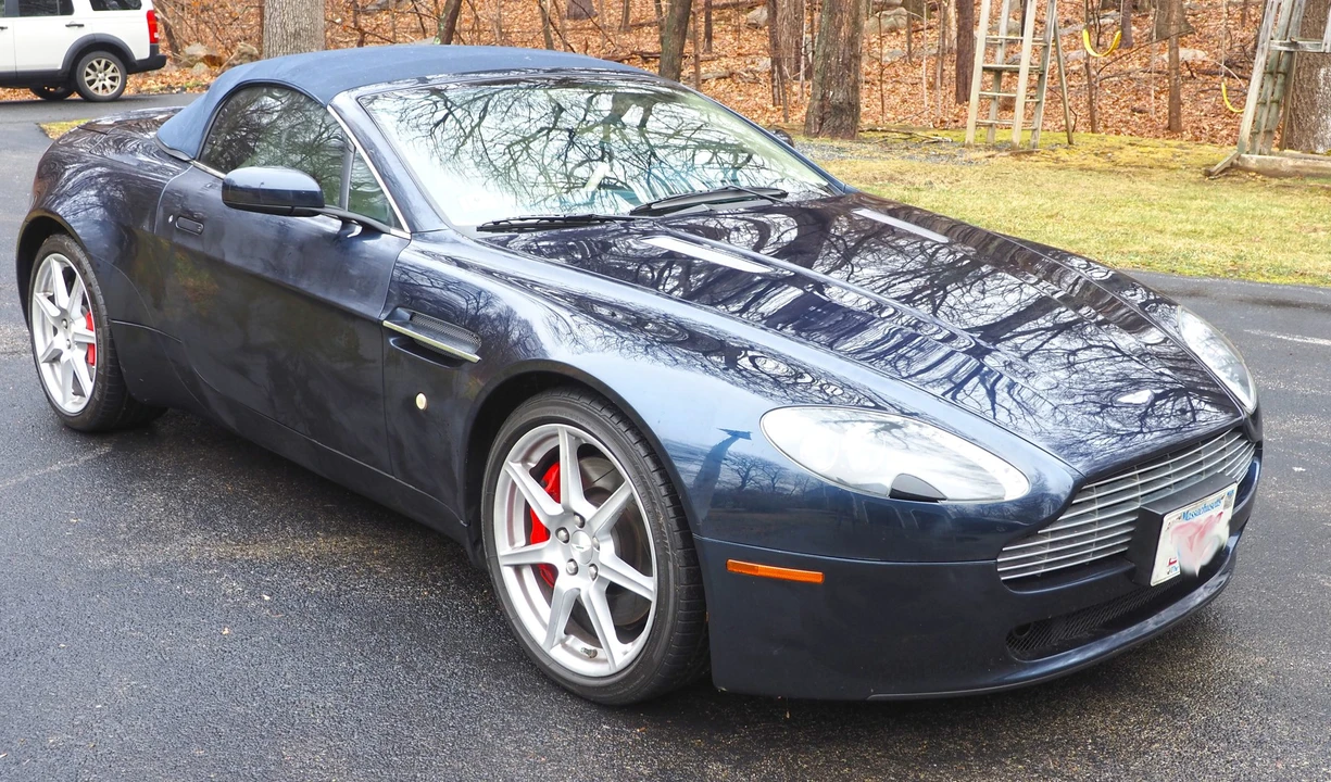 2007 Aston Martin V8 Vantage (2006-2017) - Image 5 of 31