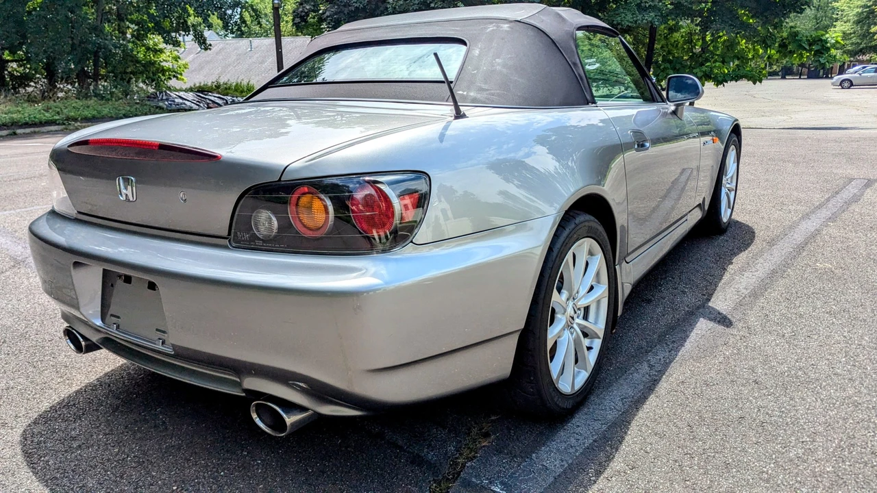 2007 Honda AP2 S2000 - Image 21 of 31