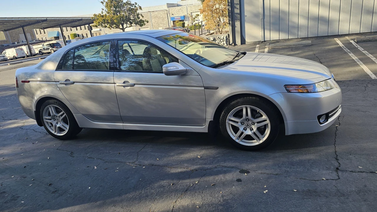 2008 Acura TL 3rd Gen - Image 11 of 31