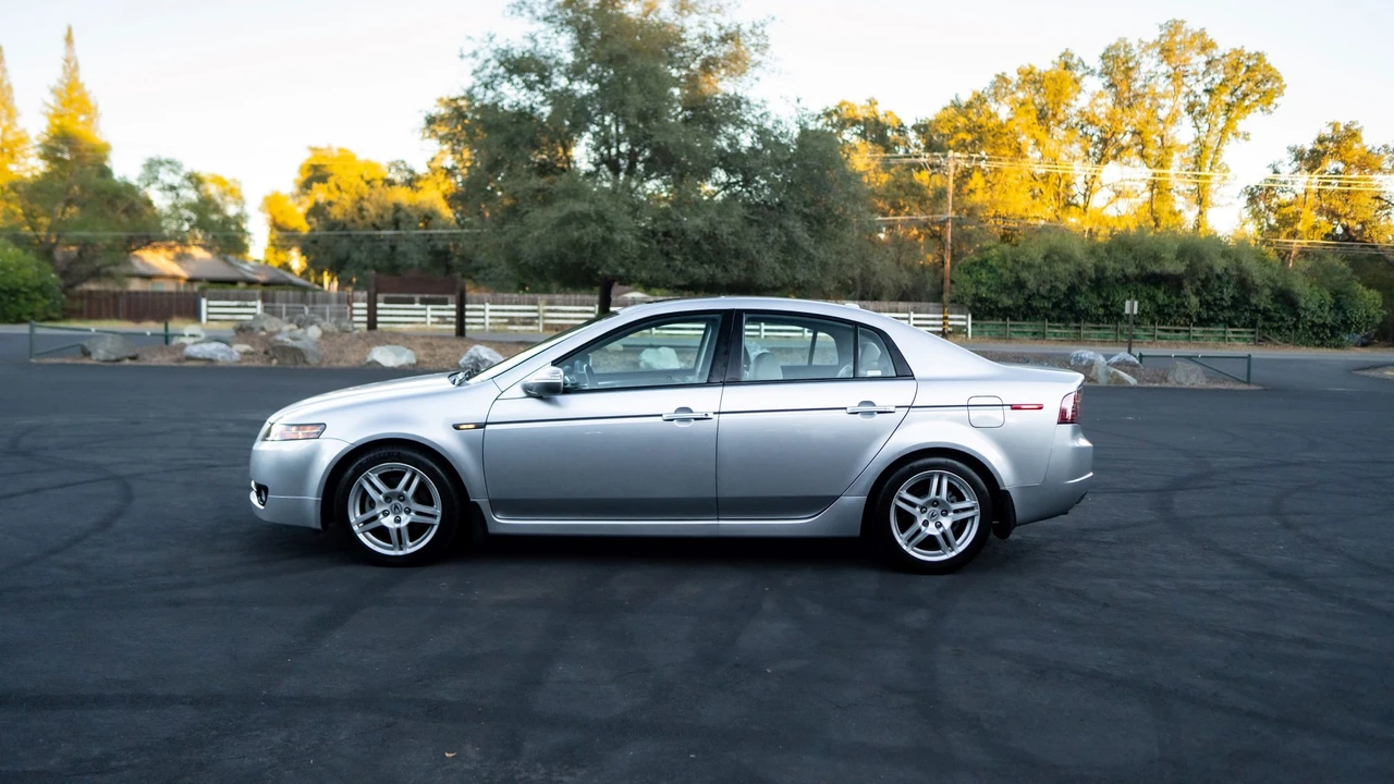 2008 Acura TL 3rd Gen - Image 4 of 31