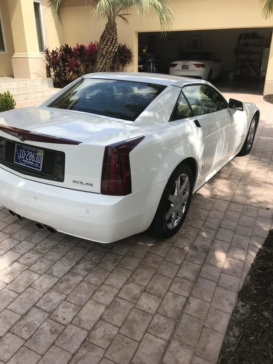 2008 Cadillac XLR - Image 13 of 31