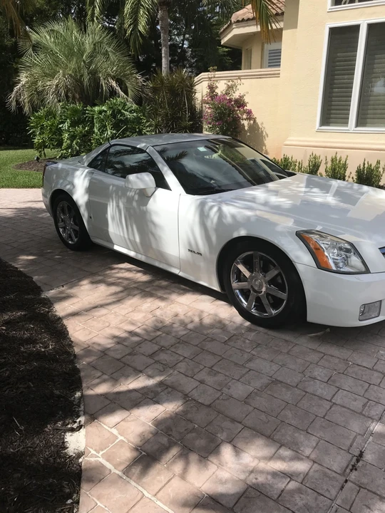 2008 Cadillac XLR - Image 17 of 31