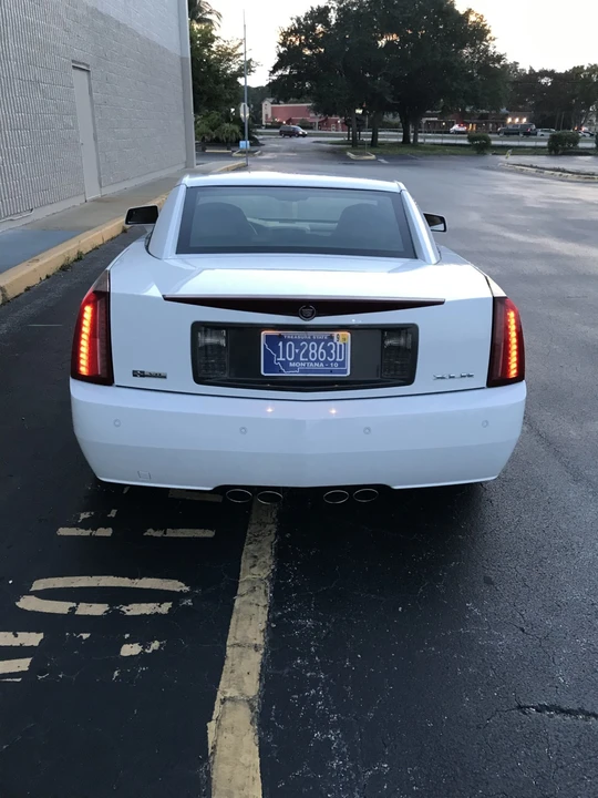2008 Cadillac XLR - Image 10 of 31