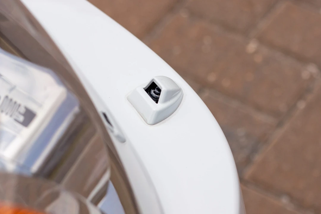 2008 Cadillac XLR - Image 23 of 31