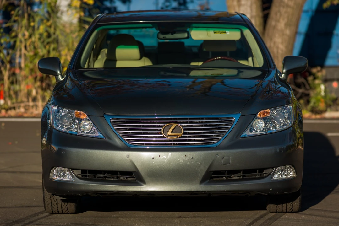 2008 Lexus LS 4th Gen - Image 27 of 31