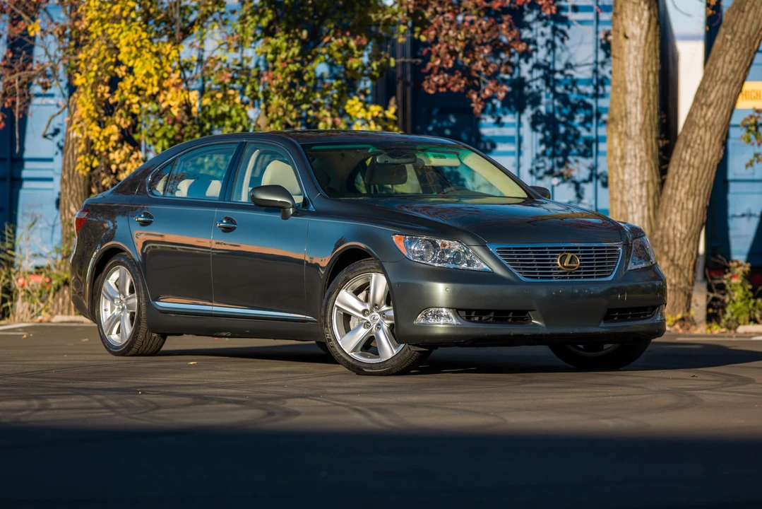 2008 Lexus LS 4th Gen - Image 21 of 31