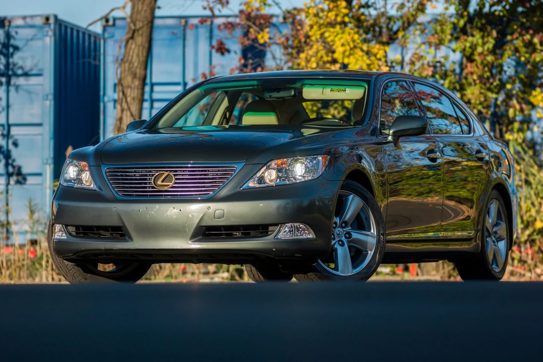 2008 Lexus LS 4th Gen - Image 7 of 31