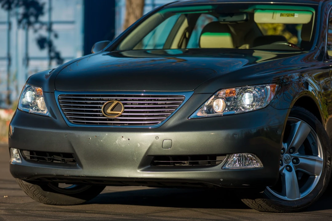 2008 Lexus LS 4th Gen - Image 28 of 31