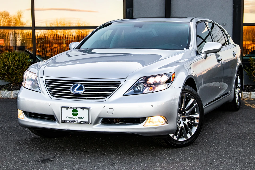2008 Lexus LS 4th Gen - Image 2 of 31
