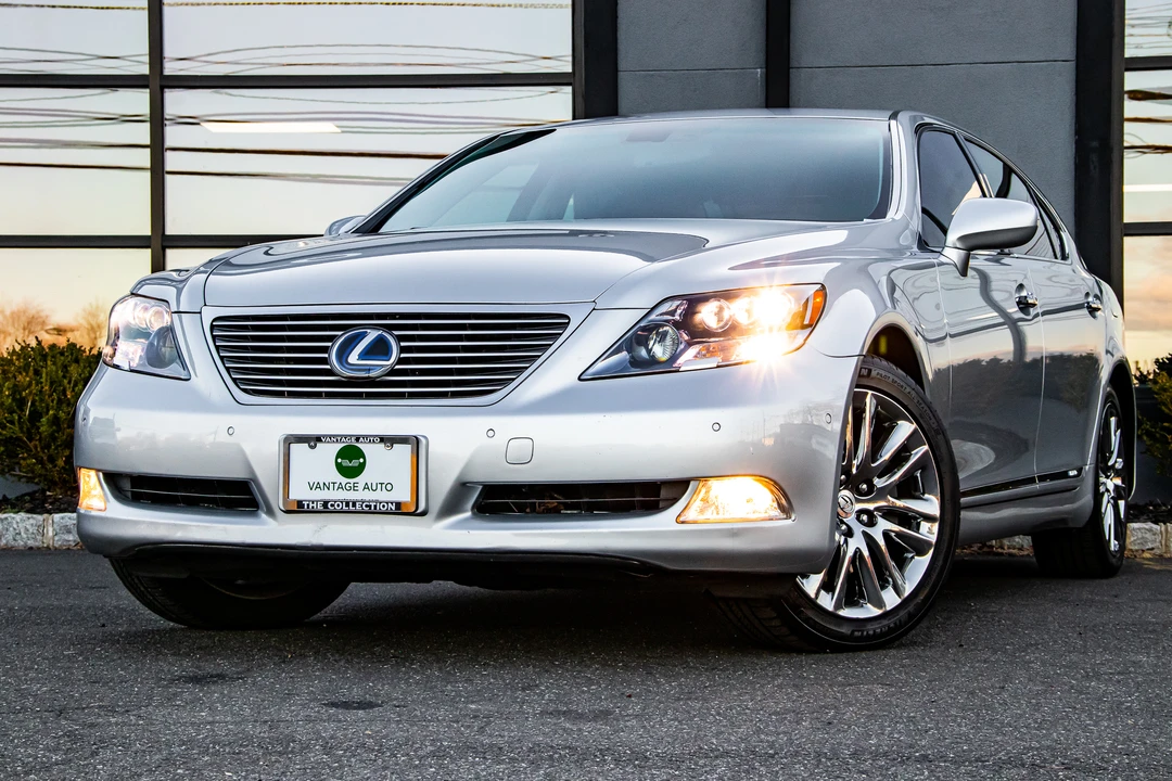 2008 Lexus LS 4th Gen - Image 3 of 31