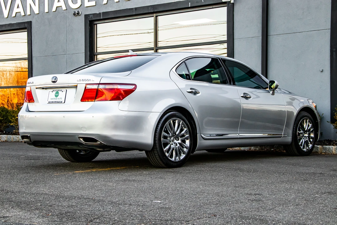 2008 Lexus LS 4th Gen - Image 13 of 31