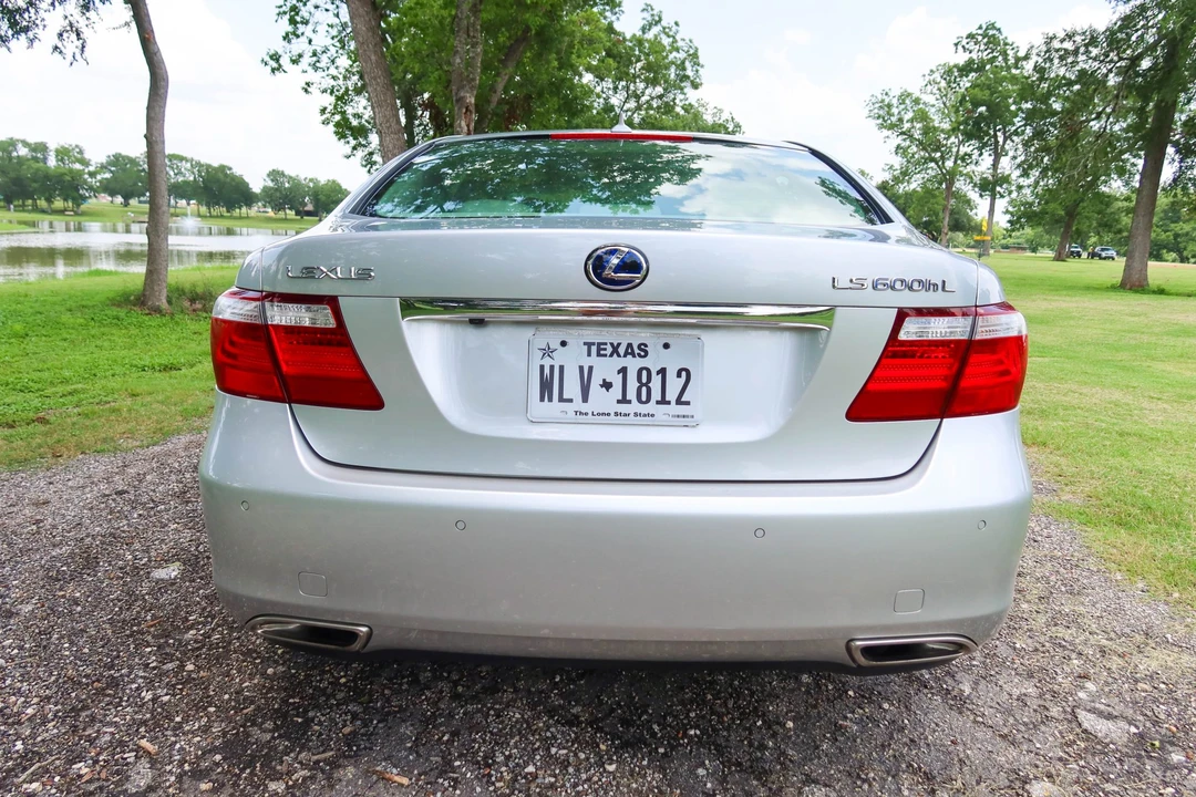 2008 Lexus LS 4th Gen - Image 31 of 31