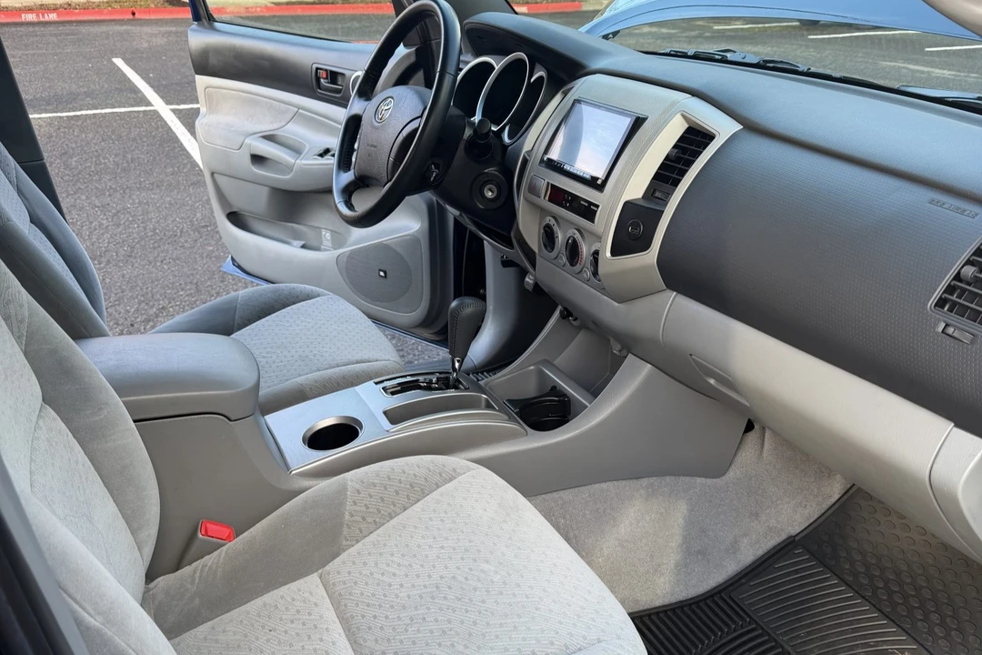 2008 Toyota Tacoma 2nd Gen - Image 4 of 7