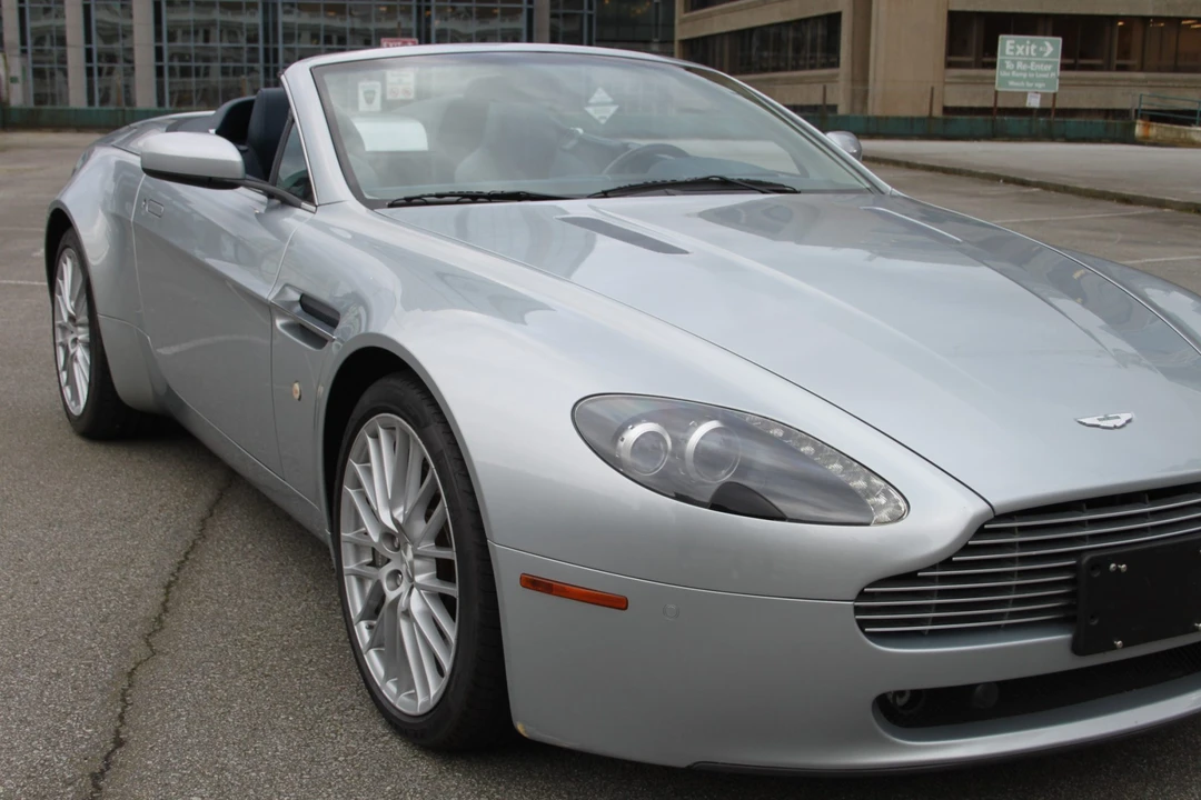 2009 Aston Martin V8 Vantage (2006-2017) - Image 26 of 31