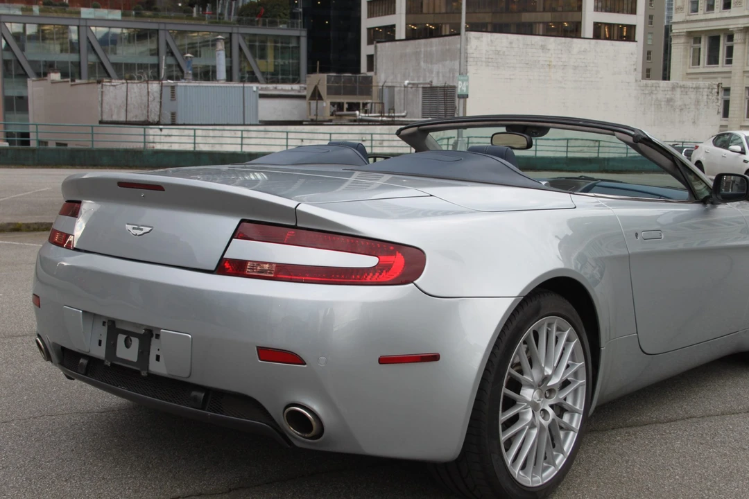 2009 Aston Martin V8 Vantage (2006-2017) - Image 23 of 31