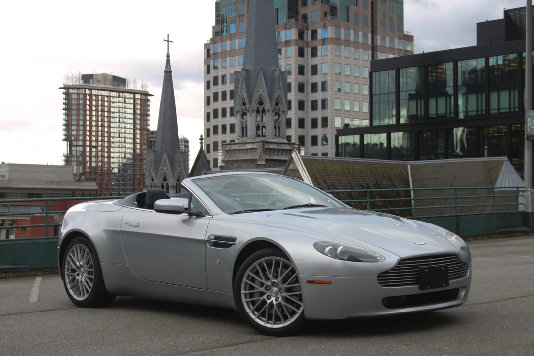 2009 Aston Martin V8 Vantage (2006-2017) - Image 13 of 31