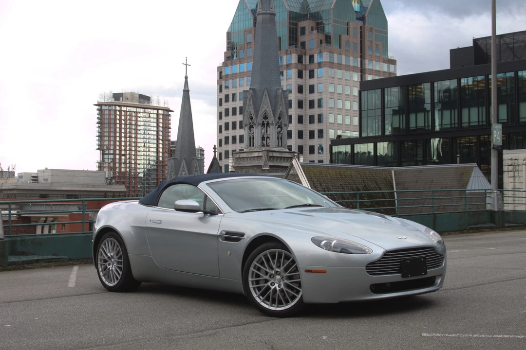 2009 Aston Martin V8 Vantage (2006-2017) - Image 12 of 31