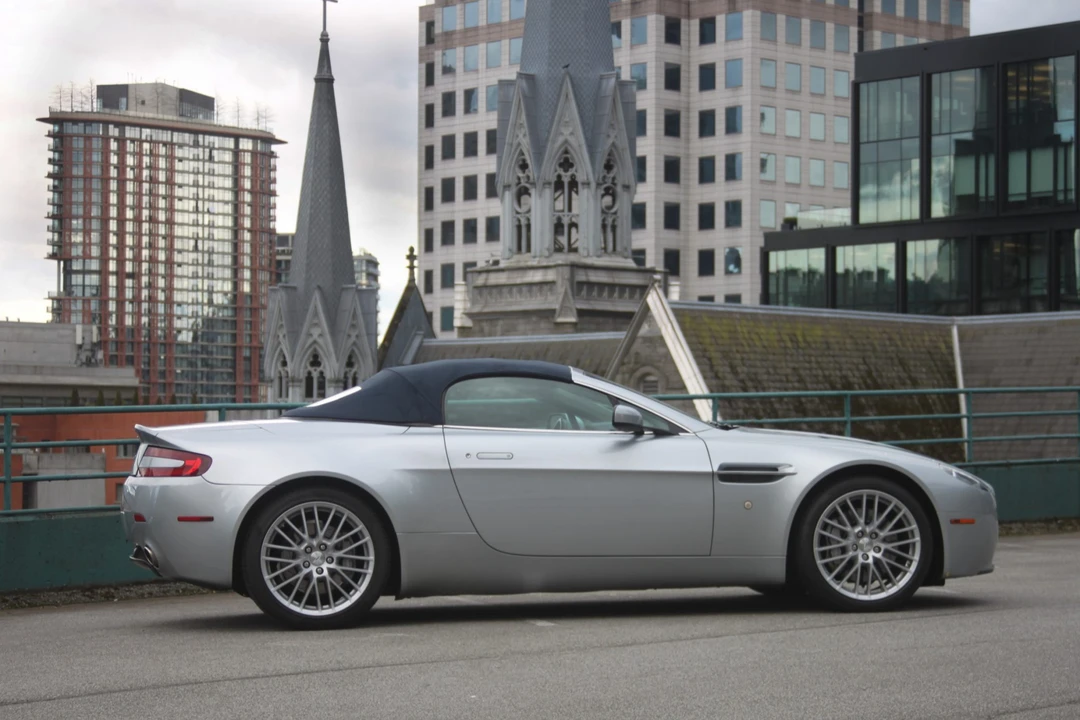 2009 Aston Martin V8 Vantage (2006-2017) - Image 11 of 31