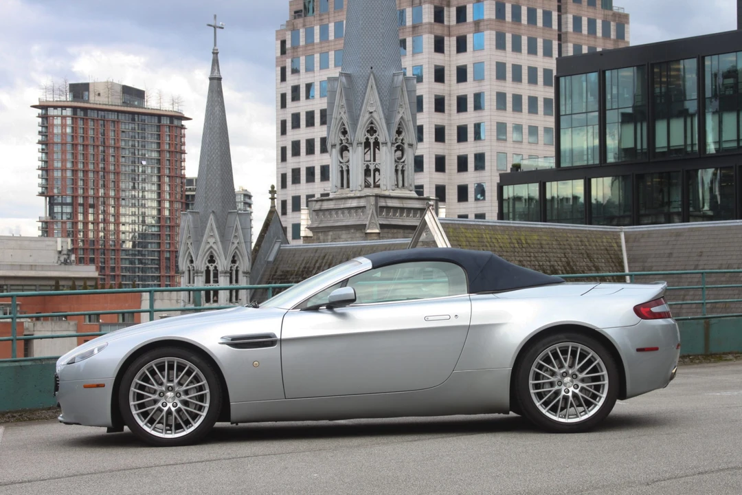 2009 Aston Martin V8 Vantage (2006-2017) - Image 4 of 31