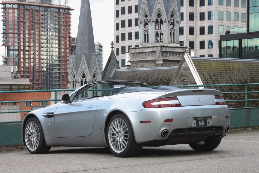 2009 Aston Martin V8 Vantage (2006-2017) - Image 3 of 31