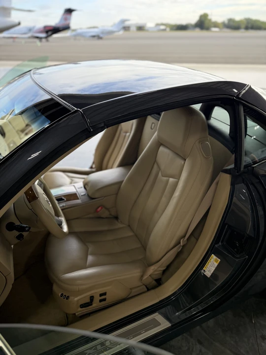 2009 Cadillac XLR - Image 18 of 31