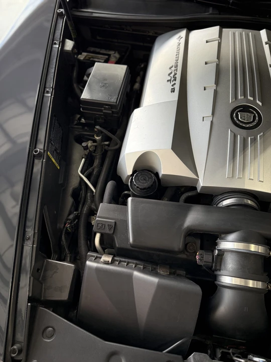 2009 Cadillac XLR - Image 30 of 31