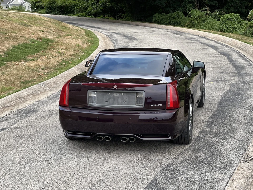 2009 Cadillac XLR-V - Image 23 of 31