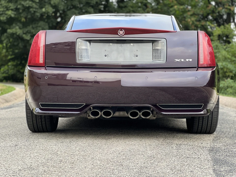 2009 Cadillac XLR-V - Image 21 of 31