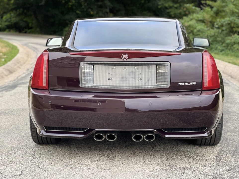 2009 Cadillac XLR-V - Image 20 of 31