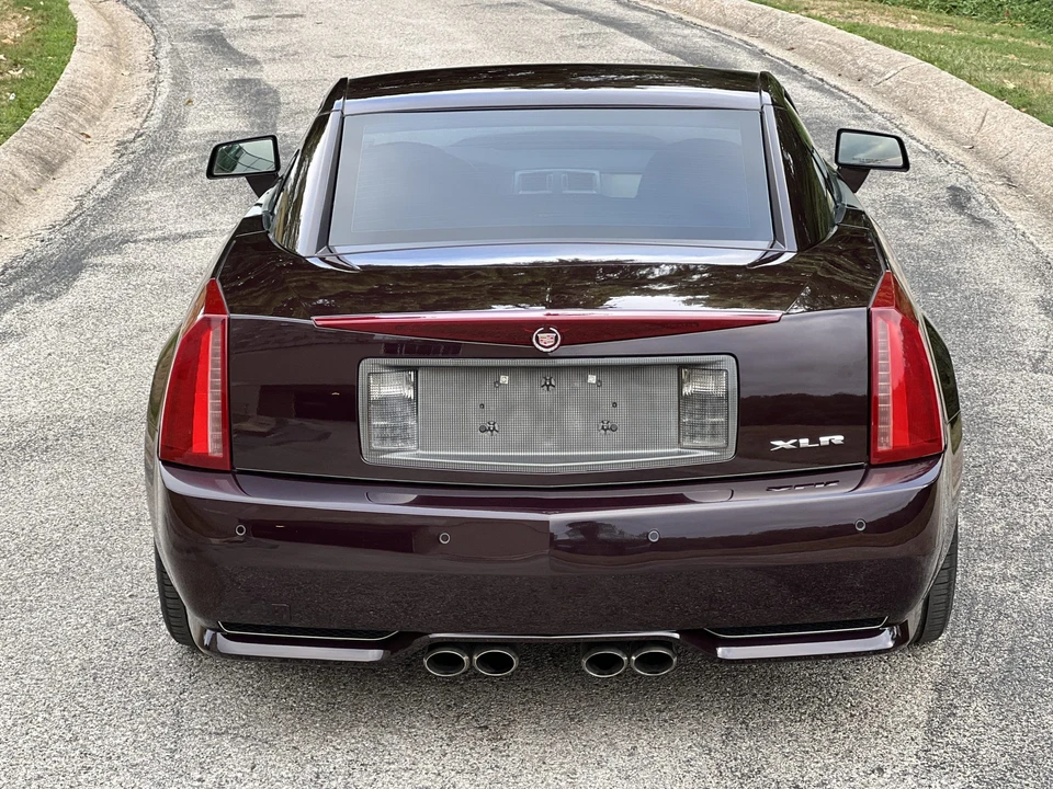 2009 Cadillac XLR-V - Image 19 of 31