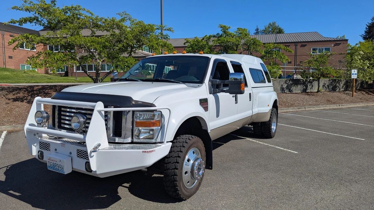 2009 Ford Super Duty 2nd Gen - Image 2 of 31