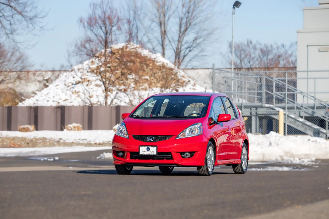 2009 Honda Fit - Image 3 of 31