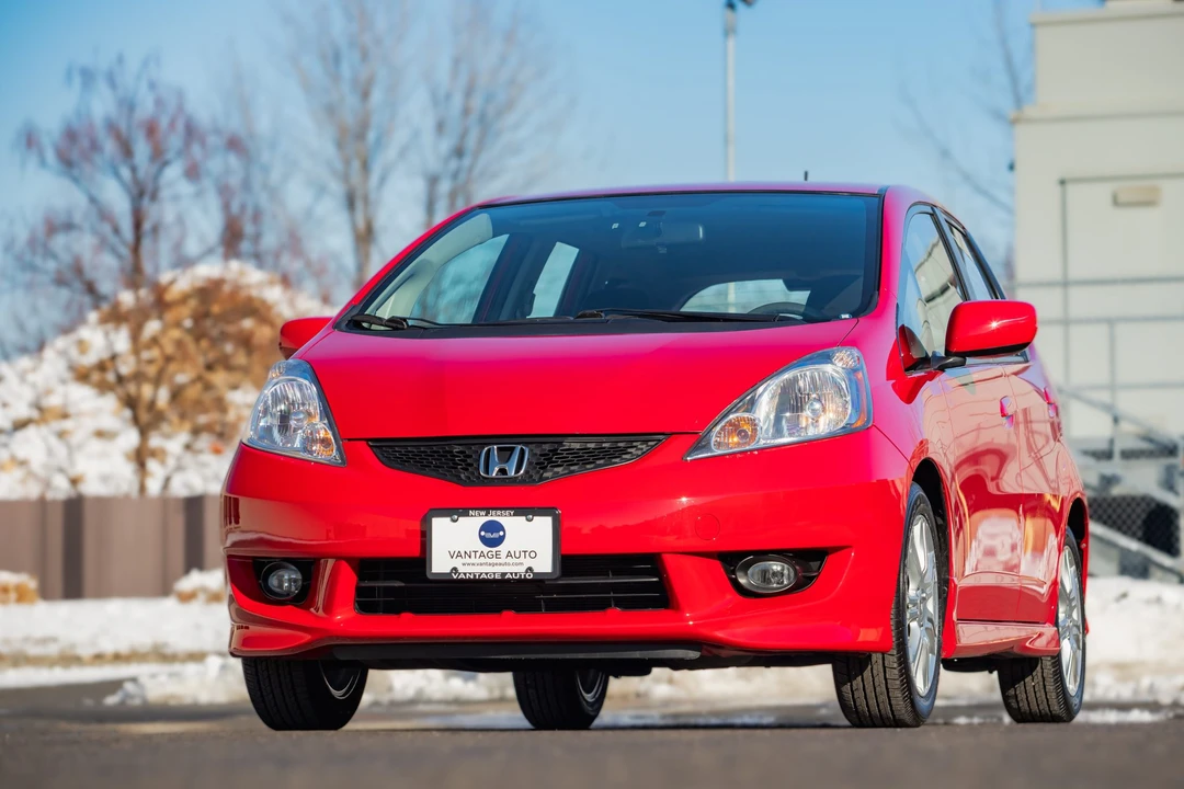 2009 Honda Fit - Image 8 of 31