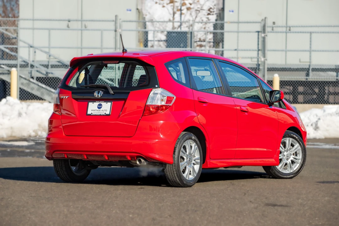 2009 Honda Fit - Image 19 of 31