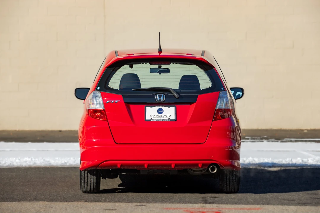 2009 Honda Fit - Image 17 of 31